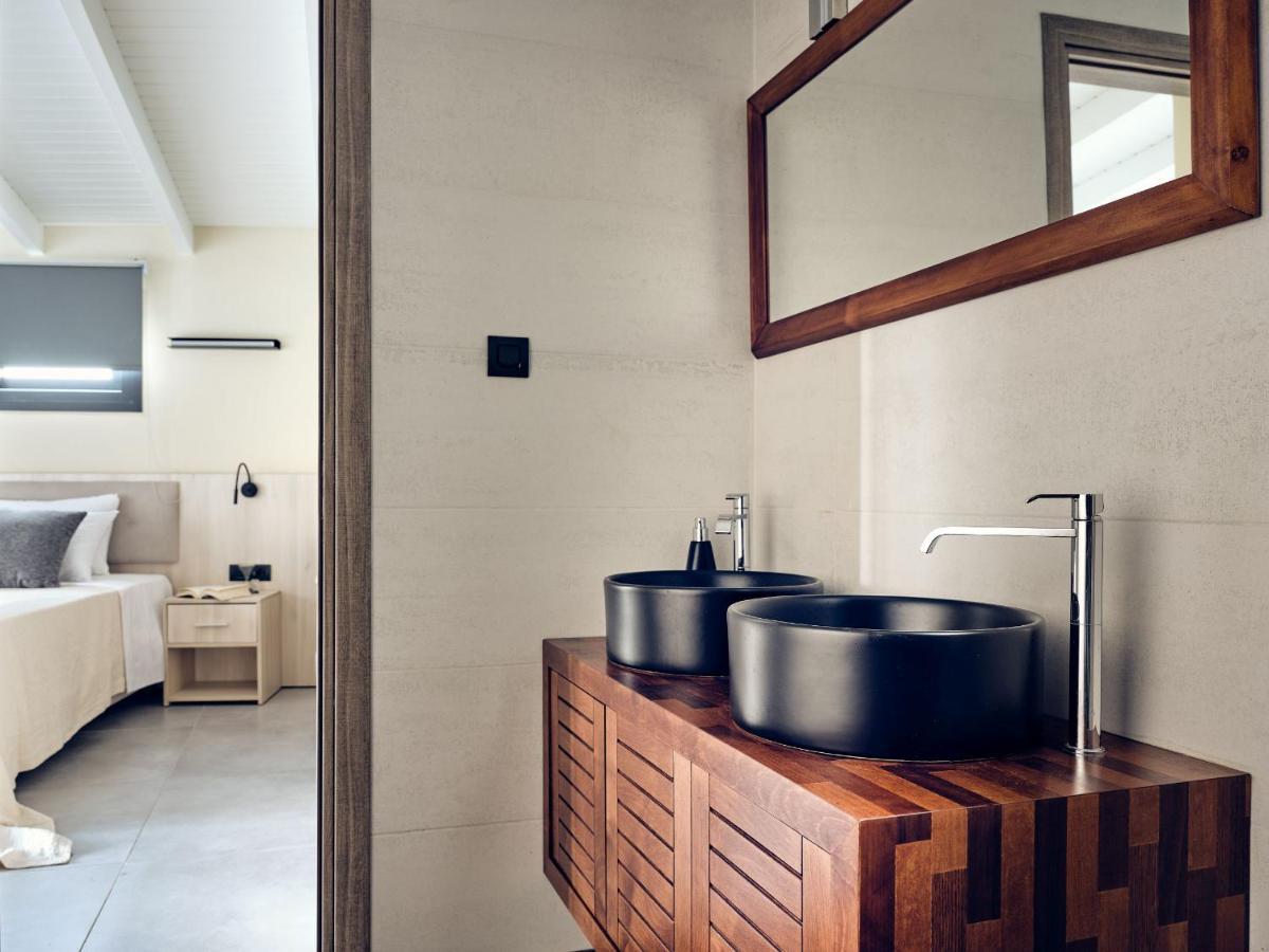 Blue View Villa - Coastal Elegance With Swim Spa, By Zantewize Alykanas  Exteriör bild