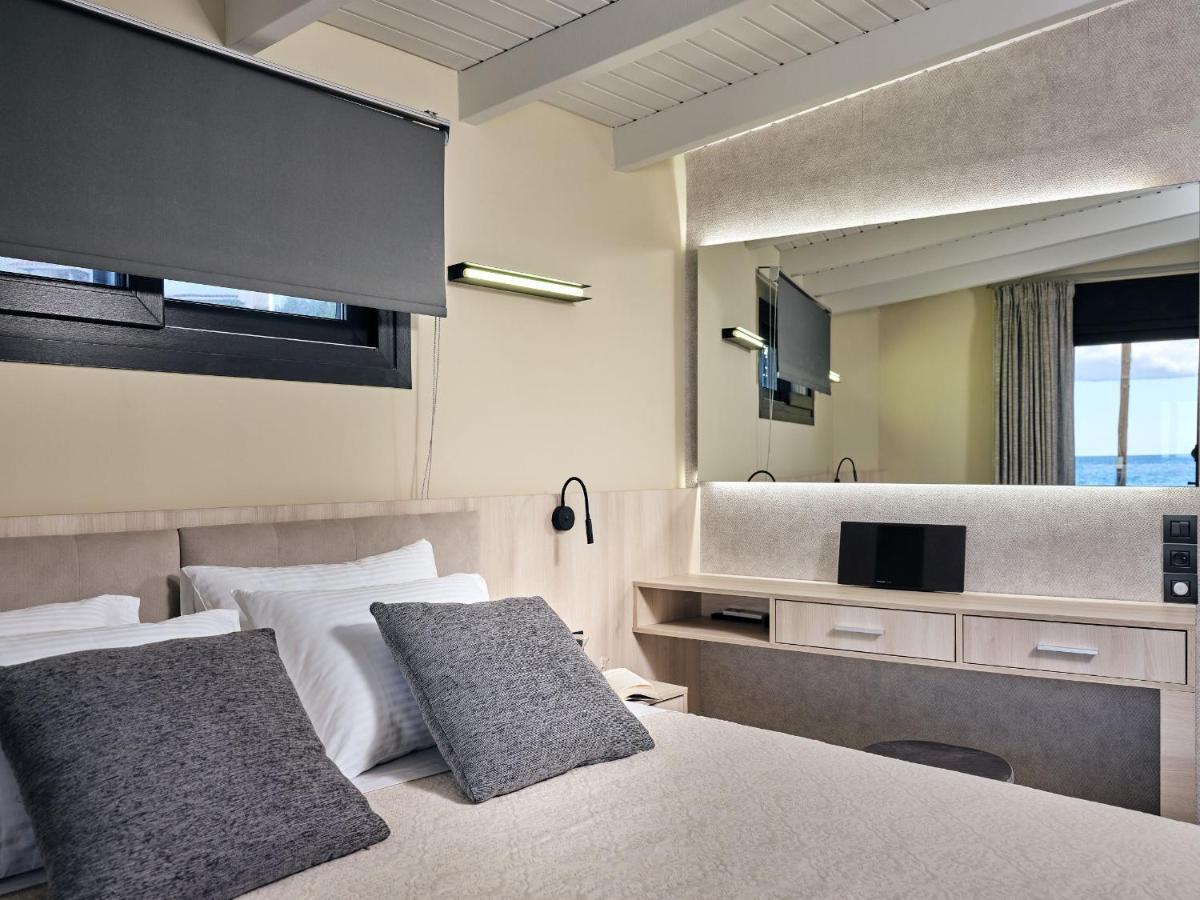 Blue View Villa - Coastal Elegance With Swim Spa, By Zantewize Alykanas  Exteriör bild